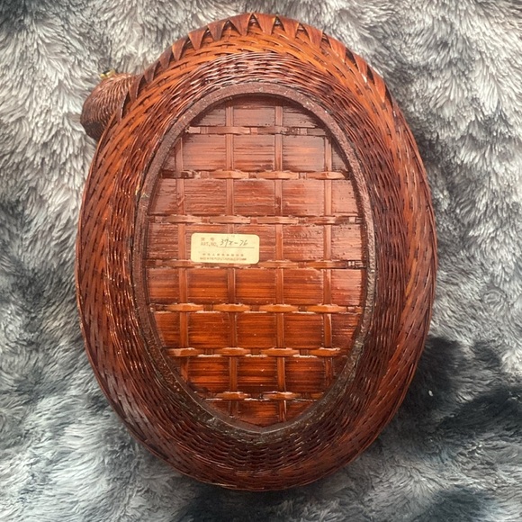 Brown Wicker Duck Basket - Picture 10 of 16